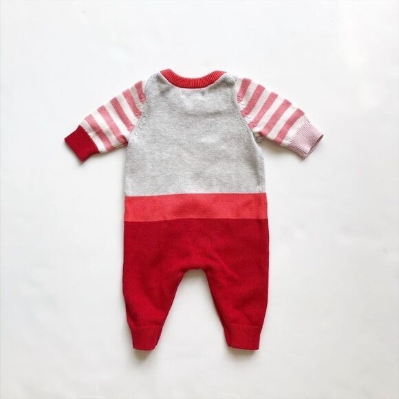 Babygap newborn knit GIRL jumpsuit EUC 0-3 months - Picture 4 of 4